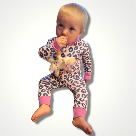 NWT Baby Girls' Pink Leopard Print Pajama Romper - Cat & Jack™ - Picture 1 of 2